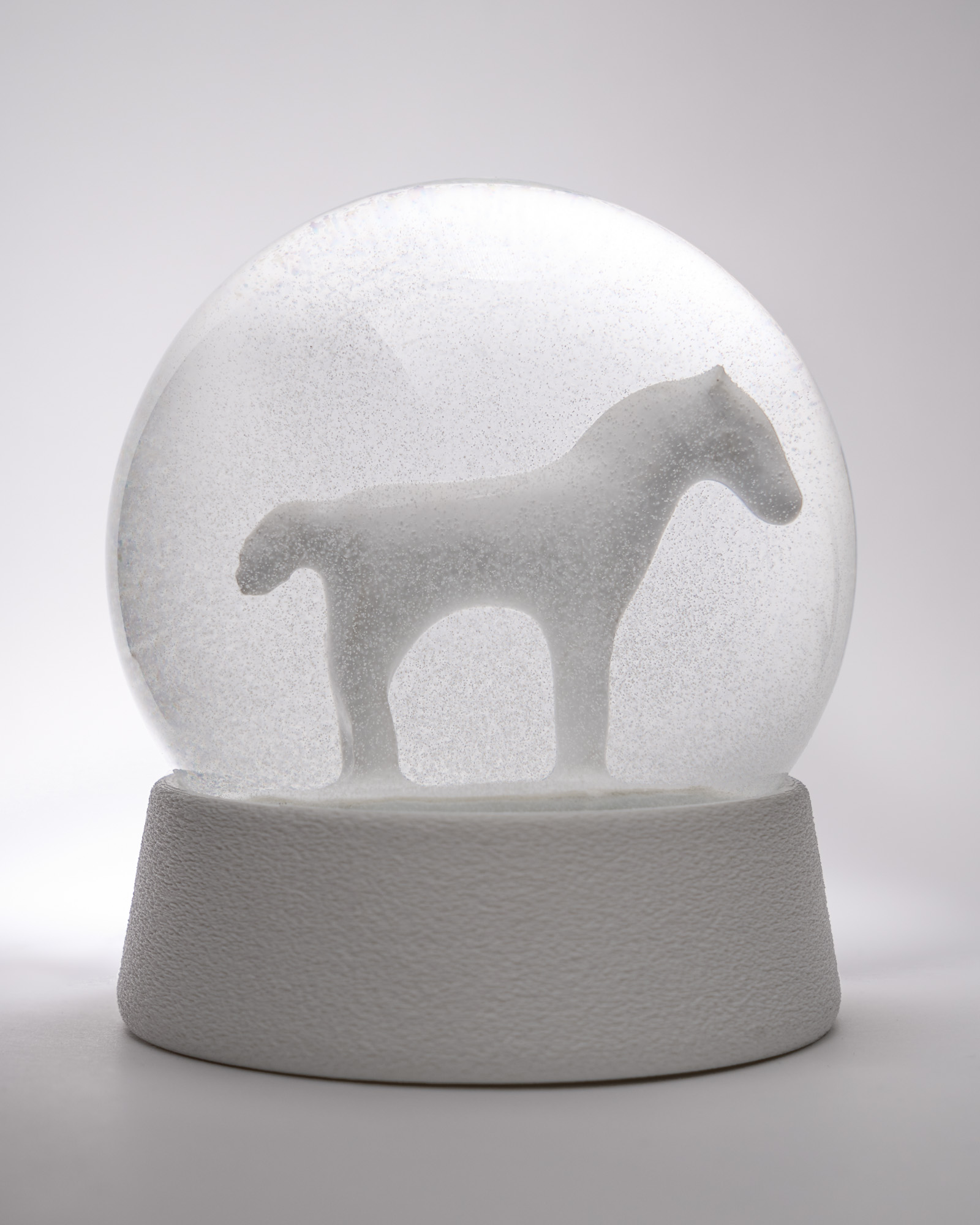 SNOW GLOBE (4)